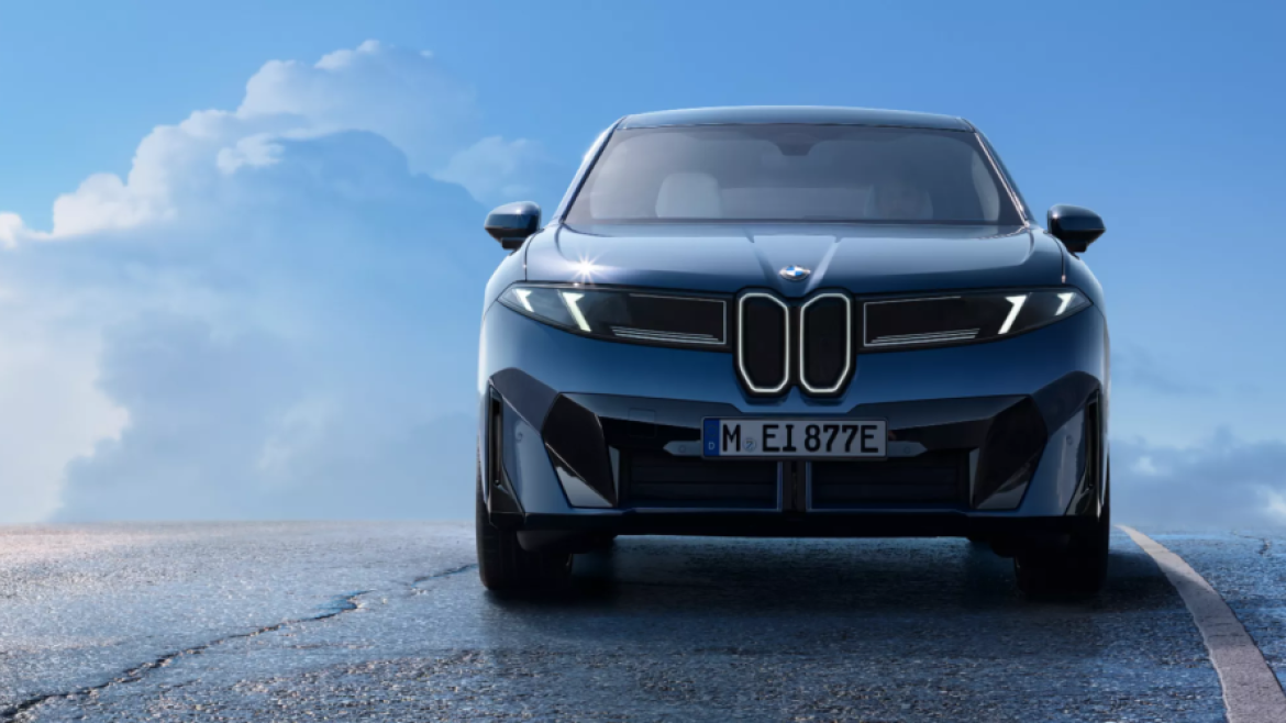 THE iX3